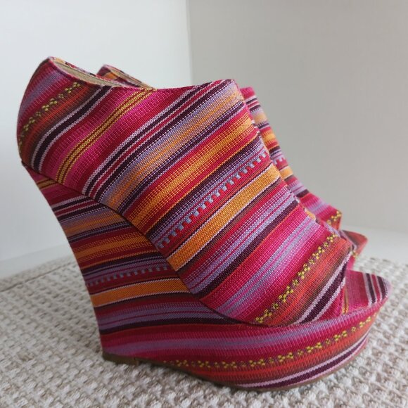 Women’s SZ 7 Summer Espadrille, Peep Toe, Platform Shoe Pink Shoe - Picture 1 of 7
